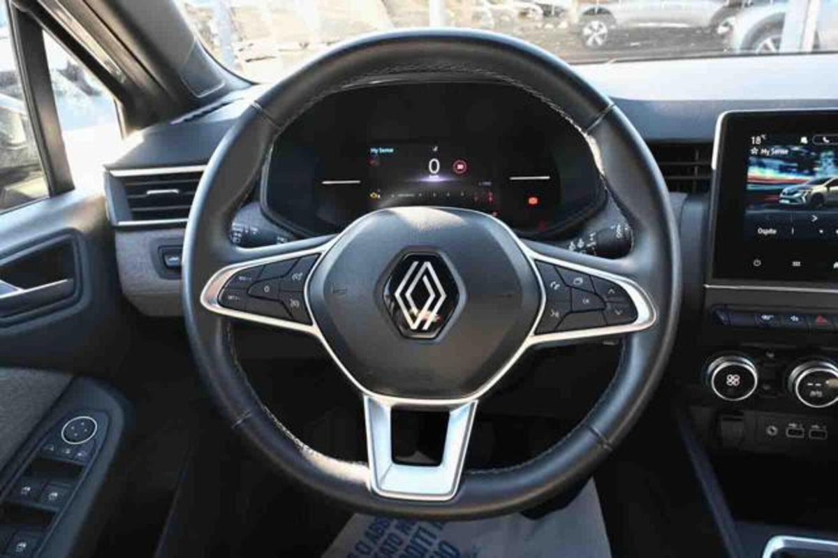 Renault Clio TCe 90 CV 5 porte Techno (20)