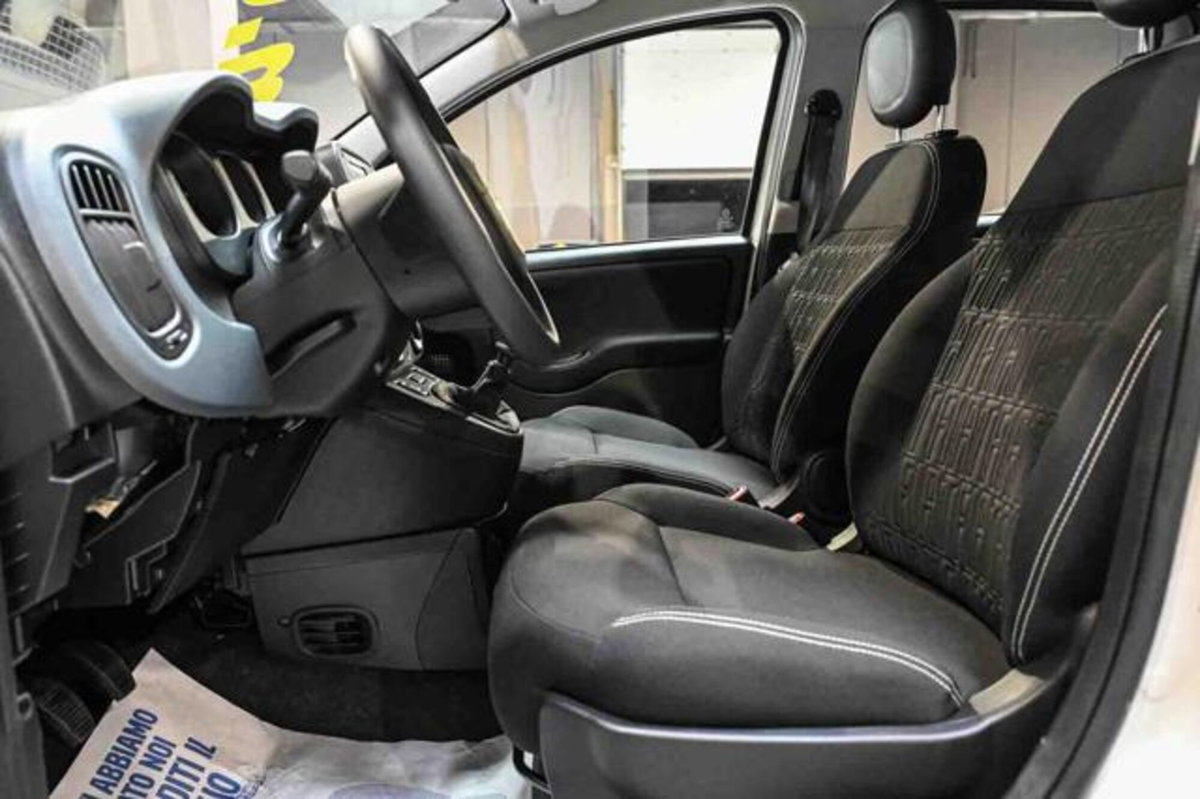 Fiat Panda 1.0 firefly hybrid s&s 70cv 5p.ti (9)