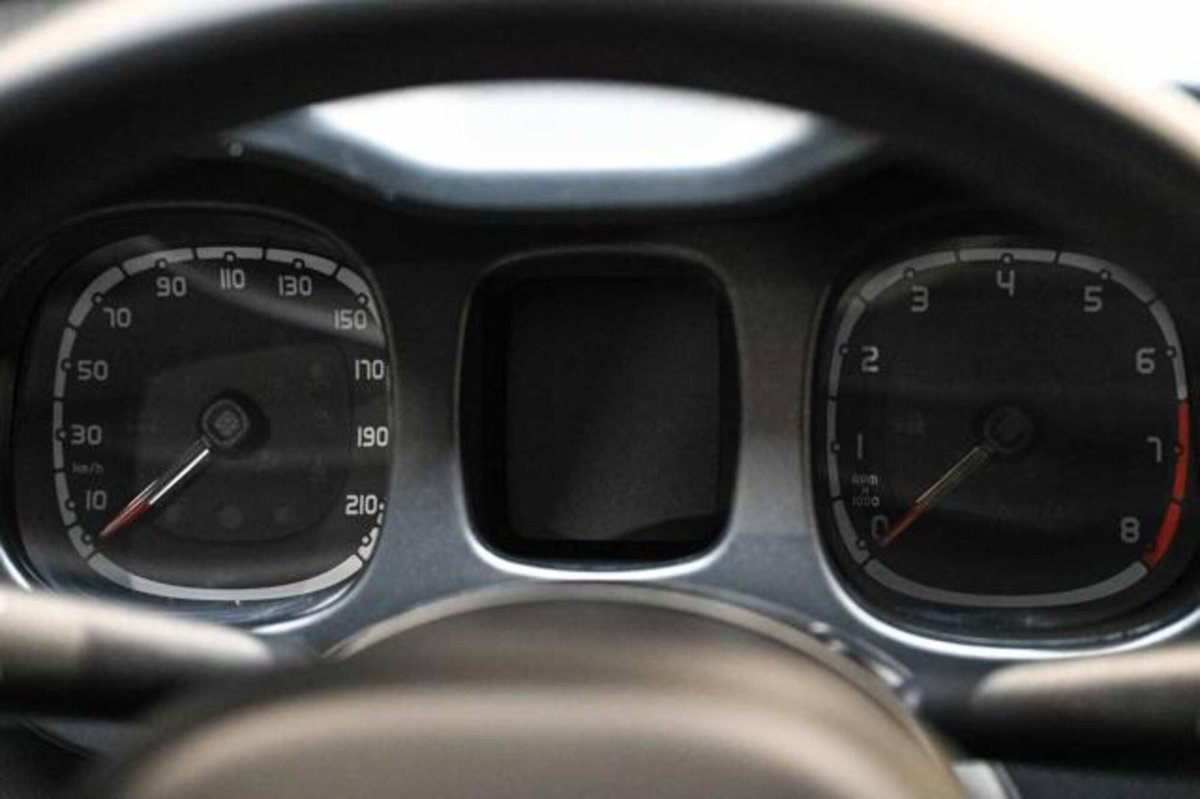 Fiat Panda 1.0 firefly hybrid s&s 70cv 5p.ti (13)