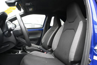 Toyota Aygo X 1.0 VVT-i 72 CV 5 porte Limited Air (13)