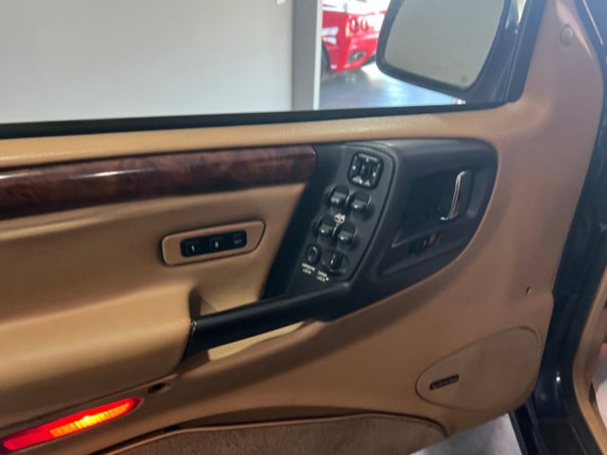 Jeep Grand Cherokee 2.5 TD 4WD Selec-Trac Limited (8)
