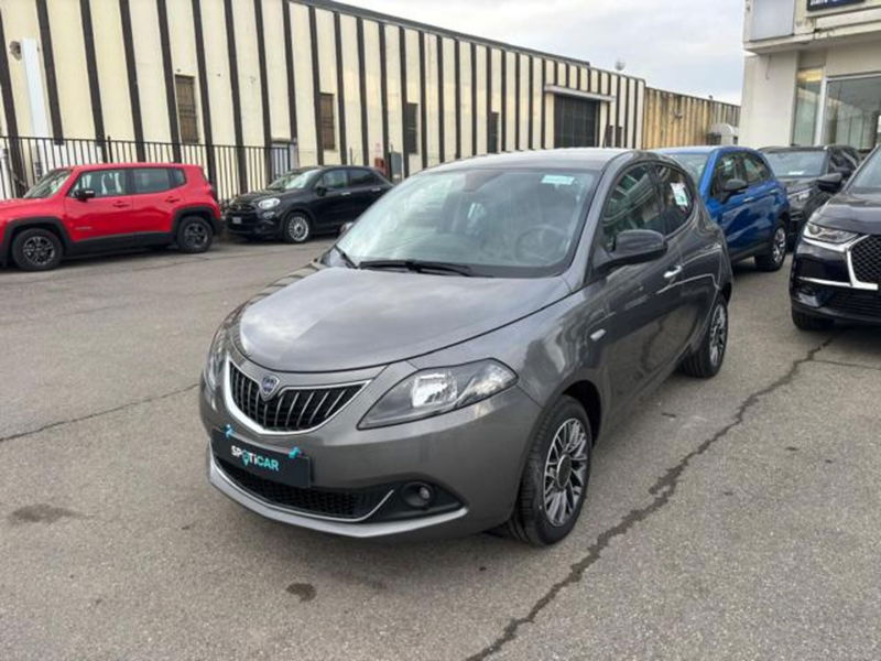 Lancia Ypsilon 1.2 69 CV 5 porte GPL Ecochic Alberta Ferretti