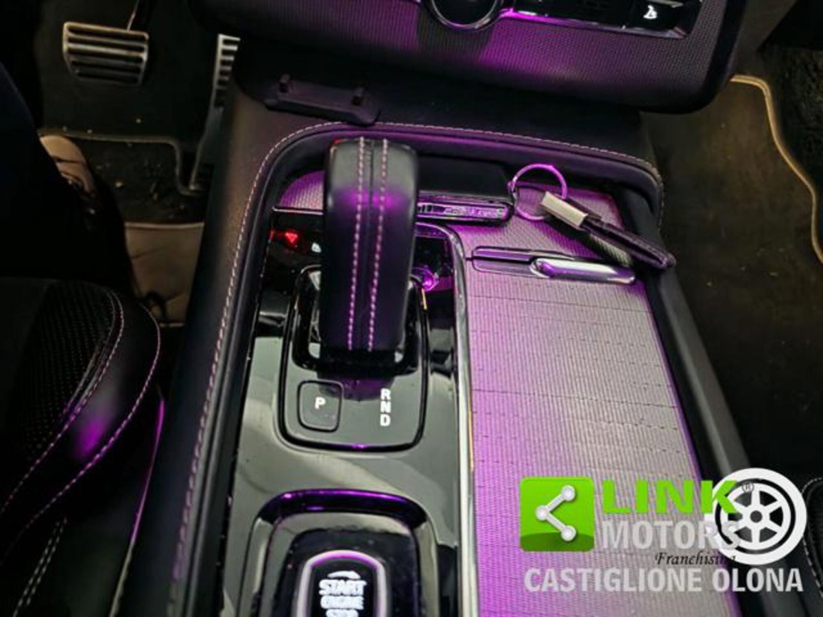 Volvo XC90 B5 (d) AWD Geartronic 7 posti R-design (20)