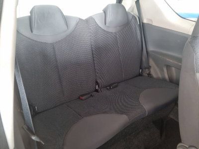 Peugeot 107 HDi 3p. Plaisir (13)