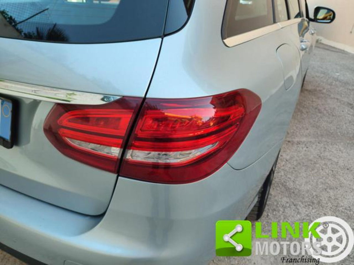 Mercedes-Benz Classe C Station Wagon 220 d Auto Executive (11)