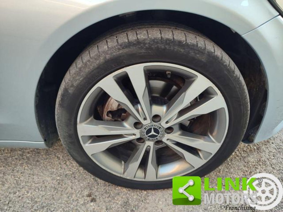 Mercedes-Benz Classe C Station Wagon 220 d Auto Executive (13)