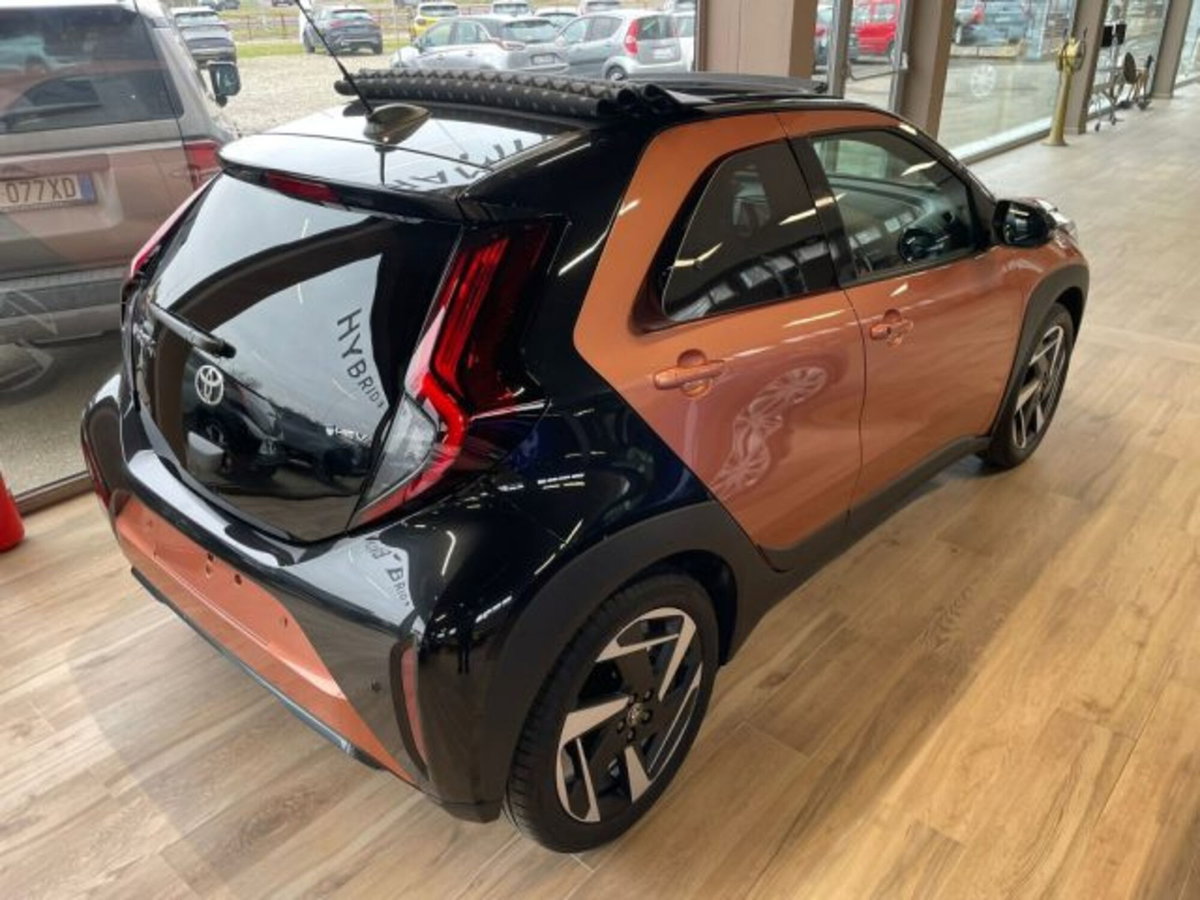 Toyota Aygo X 1.5 hybrid e-cvt (6)