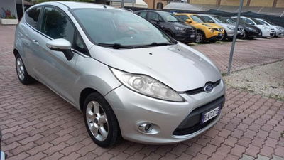Ford Fiesta 1.4 3 porte Bz.- GPL Titanium usata