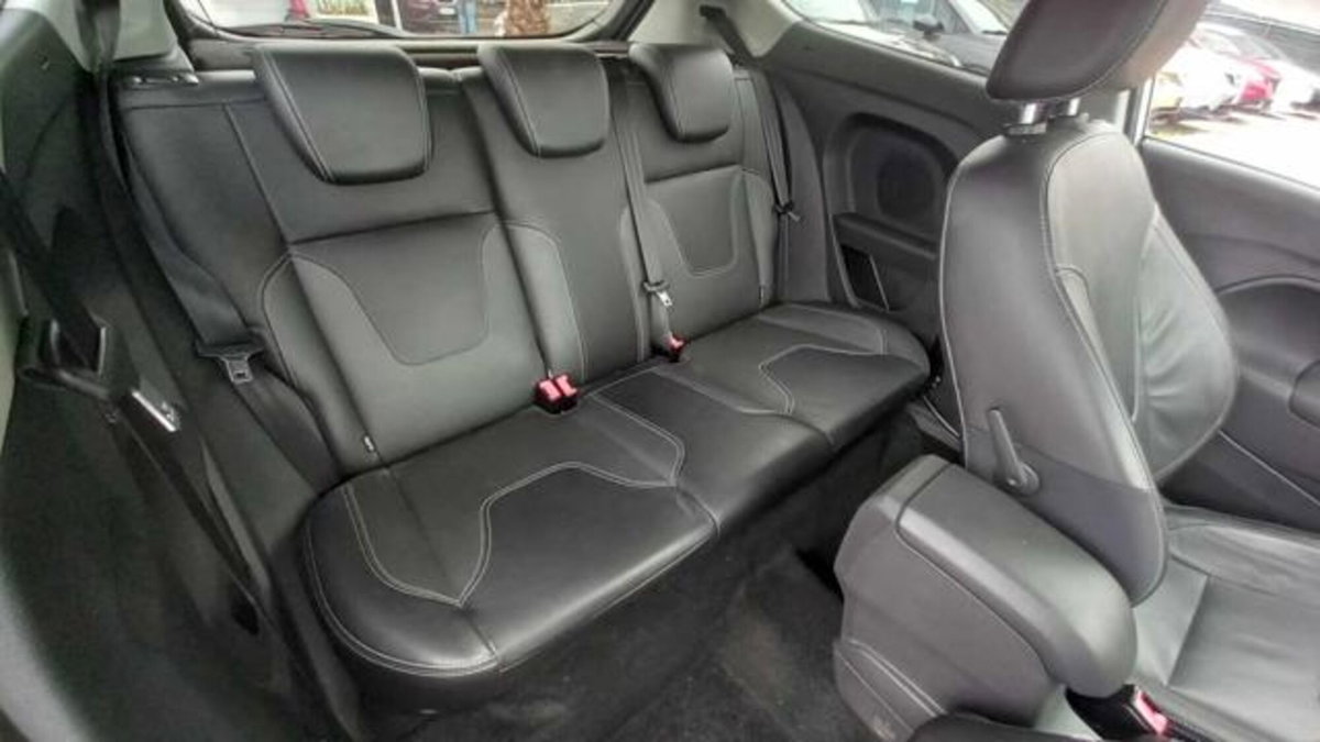 Ford Fiesta 1.5 TDCi 95CV 3 porte Titanium (11)