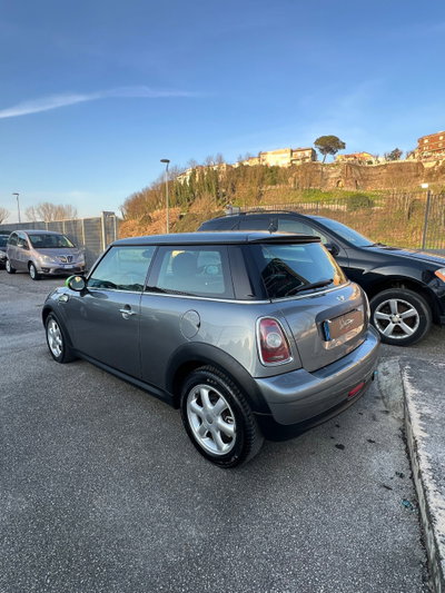 MINI Mini 1.4 16V One (55kW) (7)