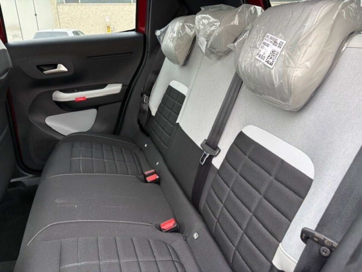 Citroen C3 1.2 puretech turbo Max 100cv s&s (13)