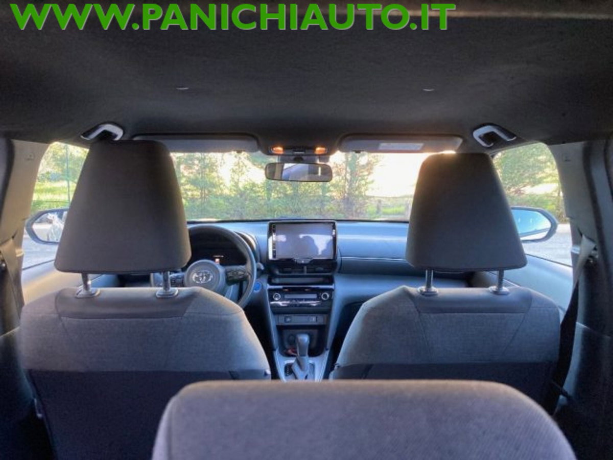 Toyota Yaris Cross 1.5 Hybrid 5p. E-CVT AWD-i Trend (10)