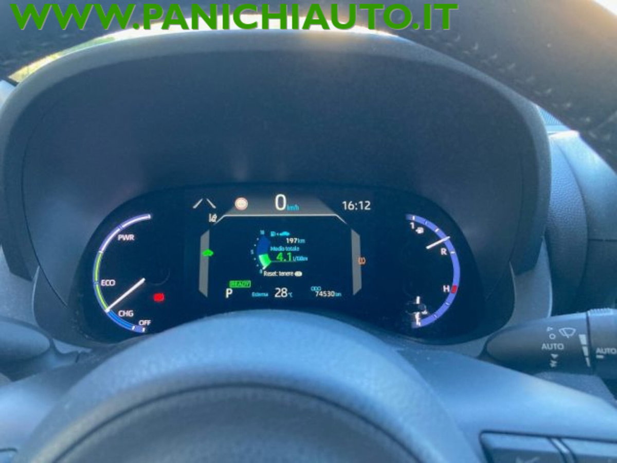 Toyota Yaris Cross 1.5 Hybrid 5p. E-CVT AWD-i Trend (16)