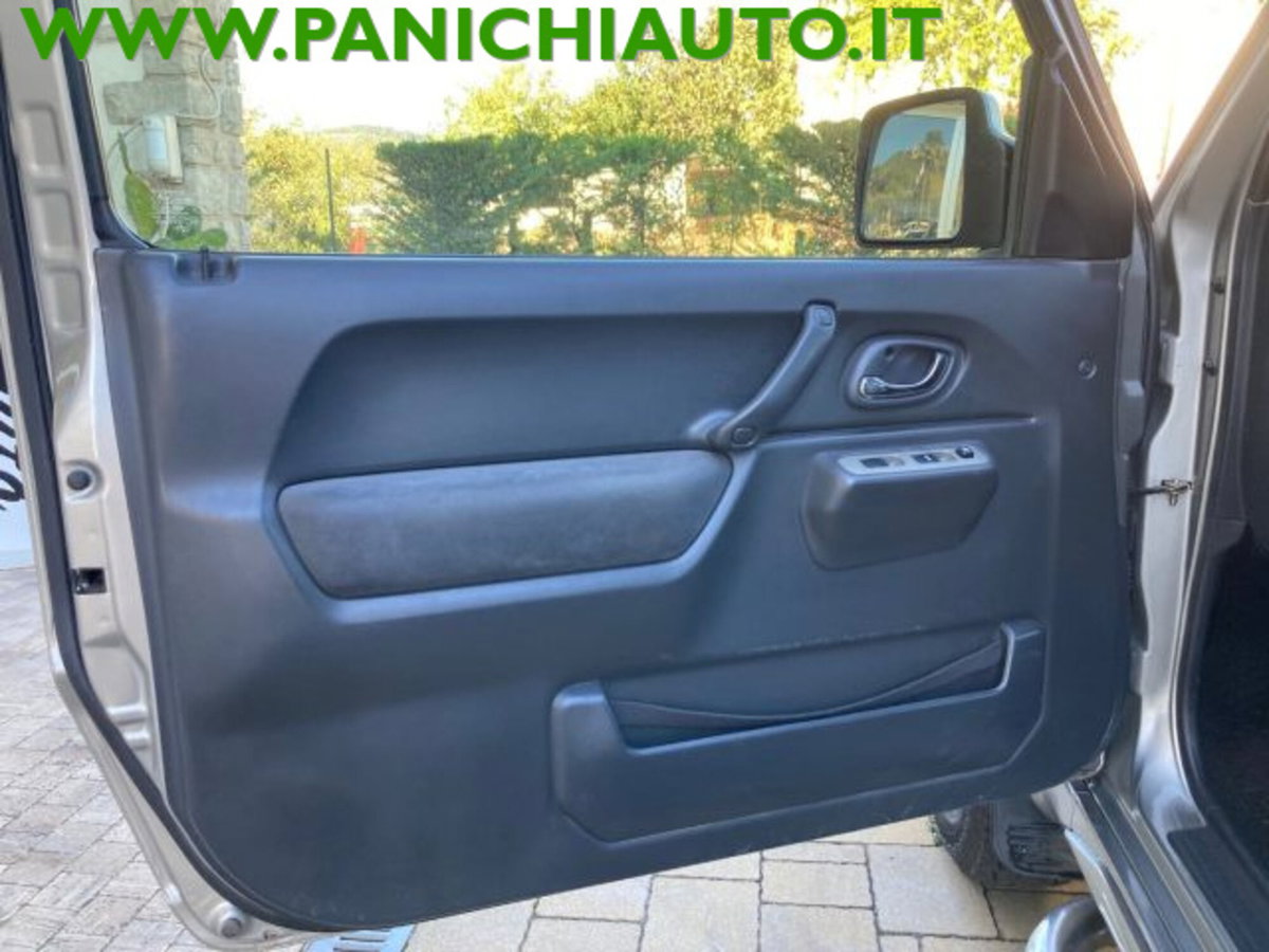 Suzuki Jimny 1.3 4WD Evolution Plus (14)