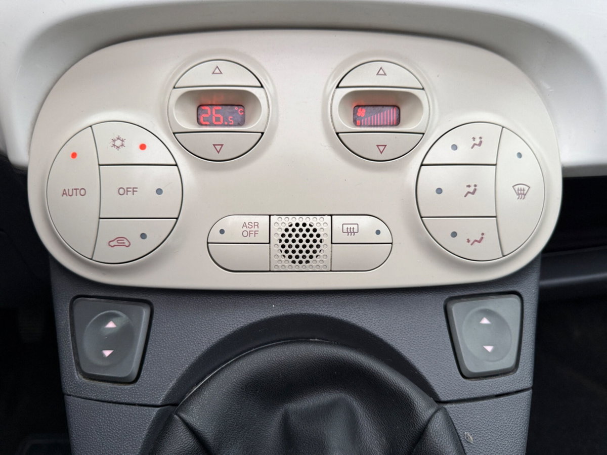 Fiat 500 1.4 16V Lounge (20)