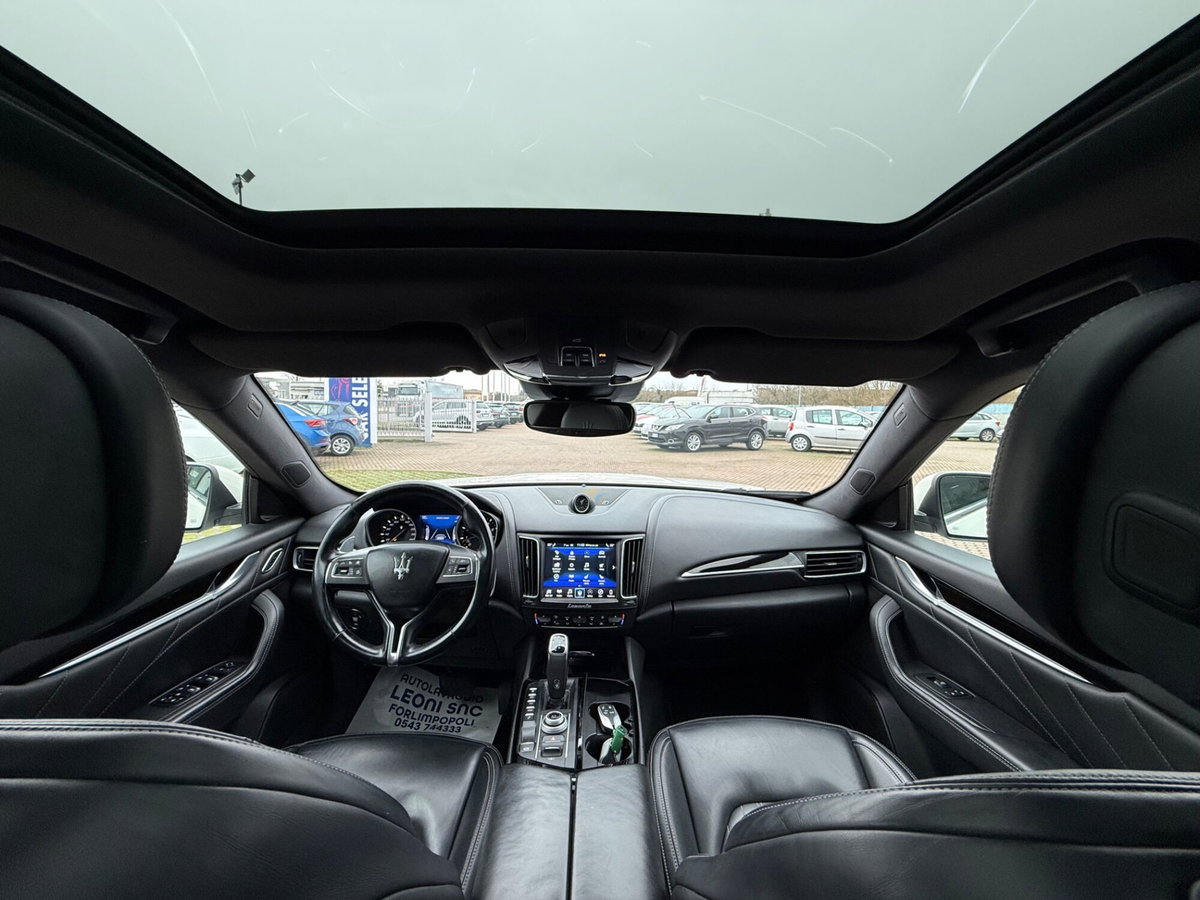 Maserati Levante Levante V6 AWD Granlusso (12)