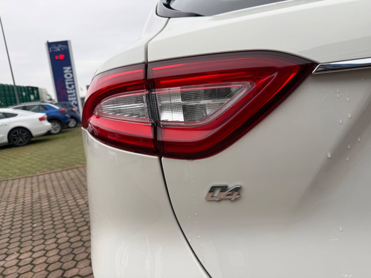 Maserati Levante Levante V6 AWD Granlusso (13)
