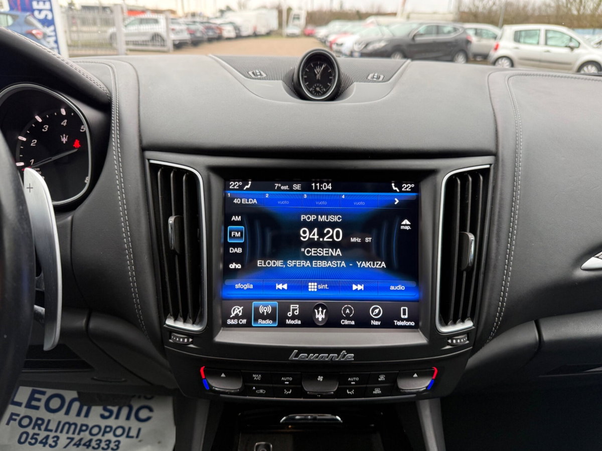 Maserati Levante Levante V6 AWD Granlusso (16)