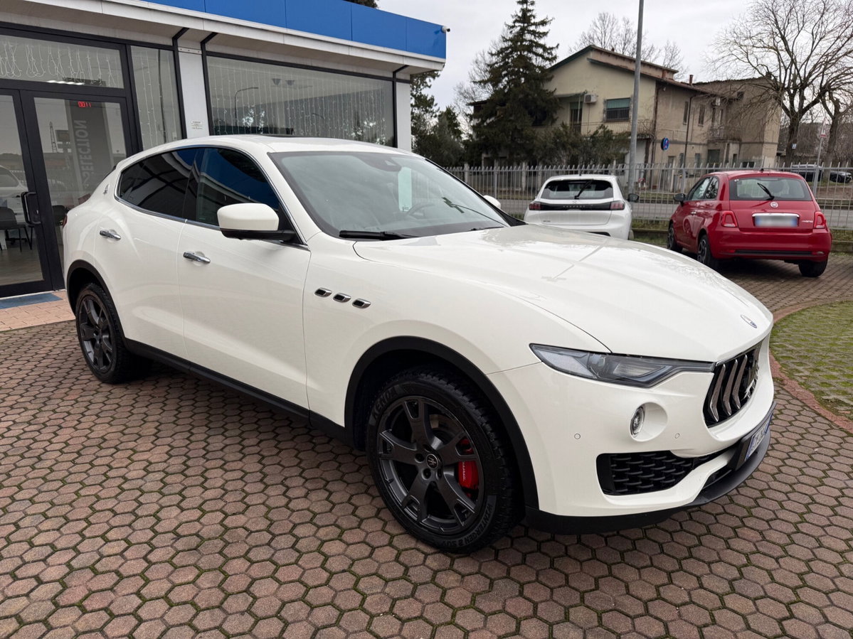 Maserati Levante Levante V6 AWD Granlusso (2)
