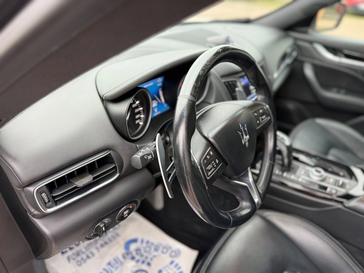 Maserati Levante Levante V6 AWD Granlusso (20)
