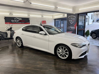 Alfa Romeo Giulia 2.2 Turbodiesel 150 CV AT8 Super usata