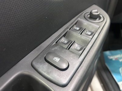 Renault Captur dCi 8V 90 CV Start&Stop Energy Life (12)