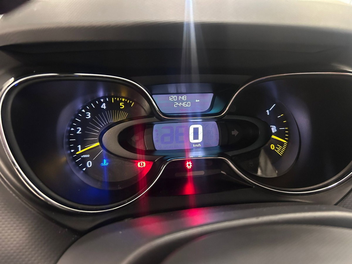 Renault Captur dCi 8V 90 CV Start&Stop Energy Life (9)