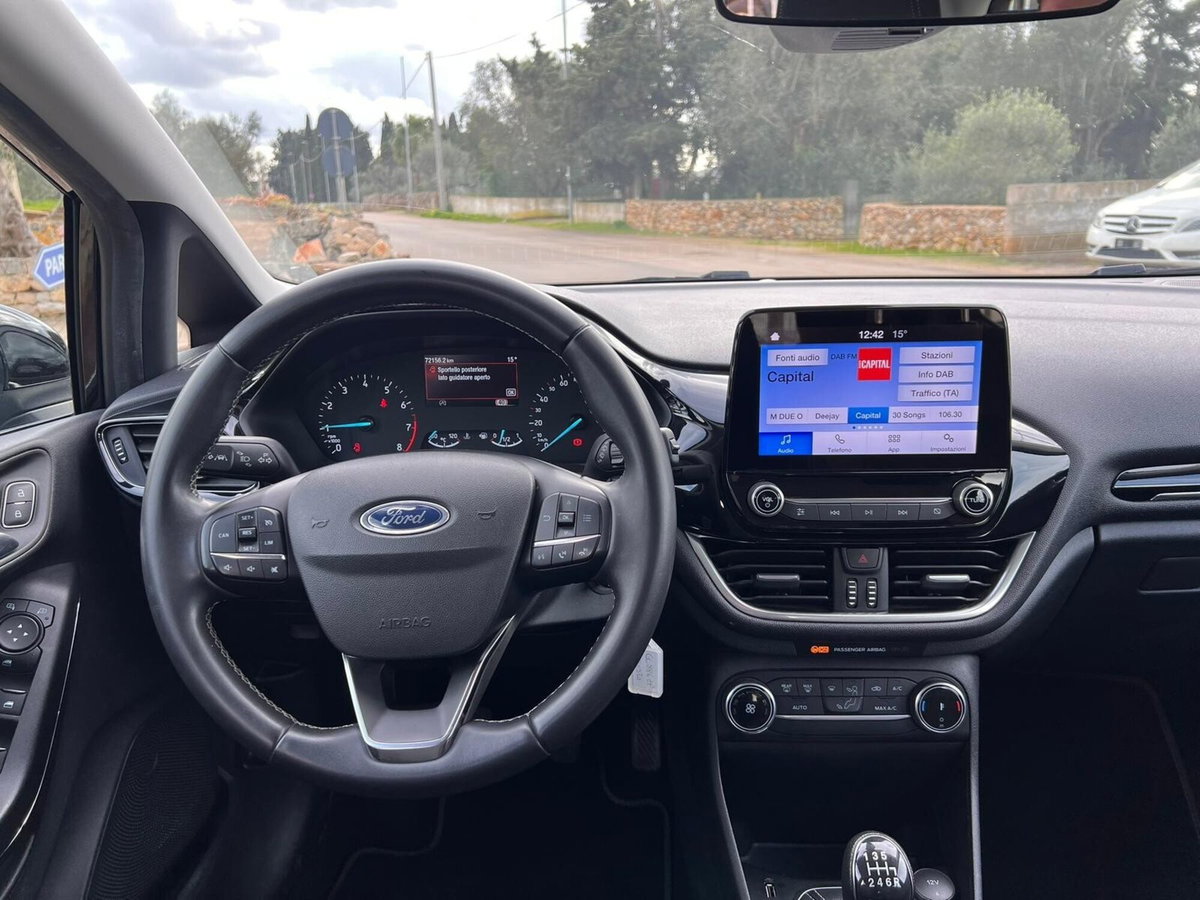 Ford Fiesta 1.0 Ecoboost Hybrid 125 CV 5 porte Titanium (8)