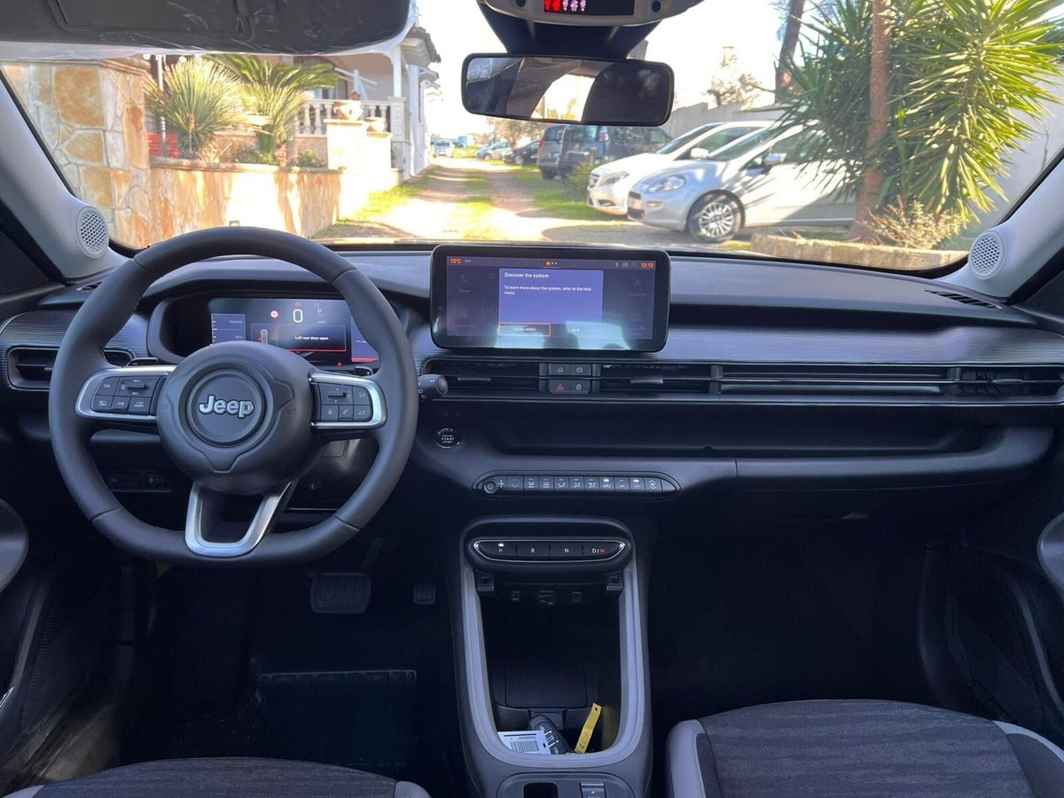 Jeep Avenger 1.2 turbo Longitude fwd 100cv (9)