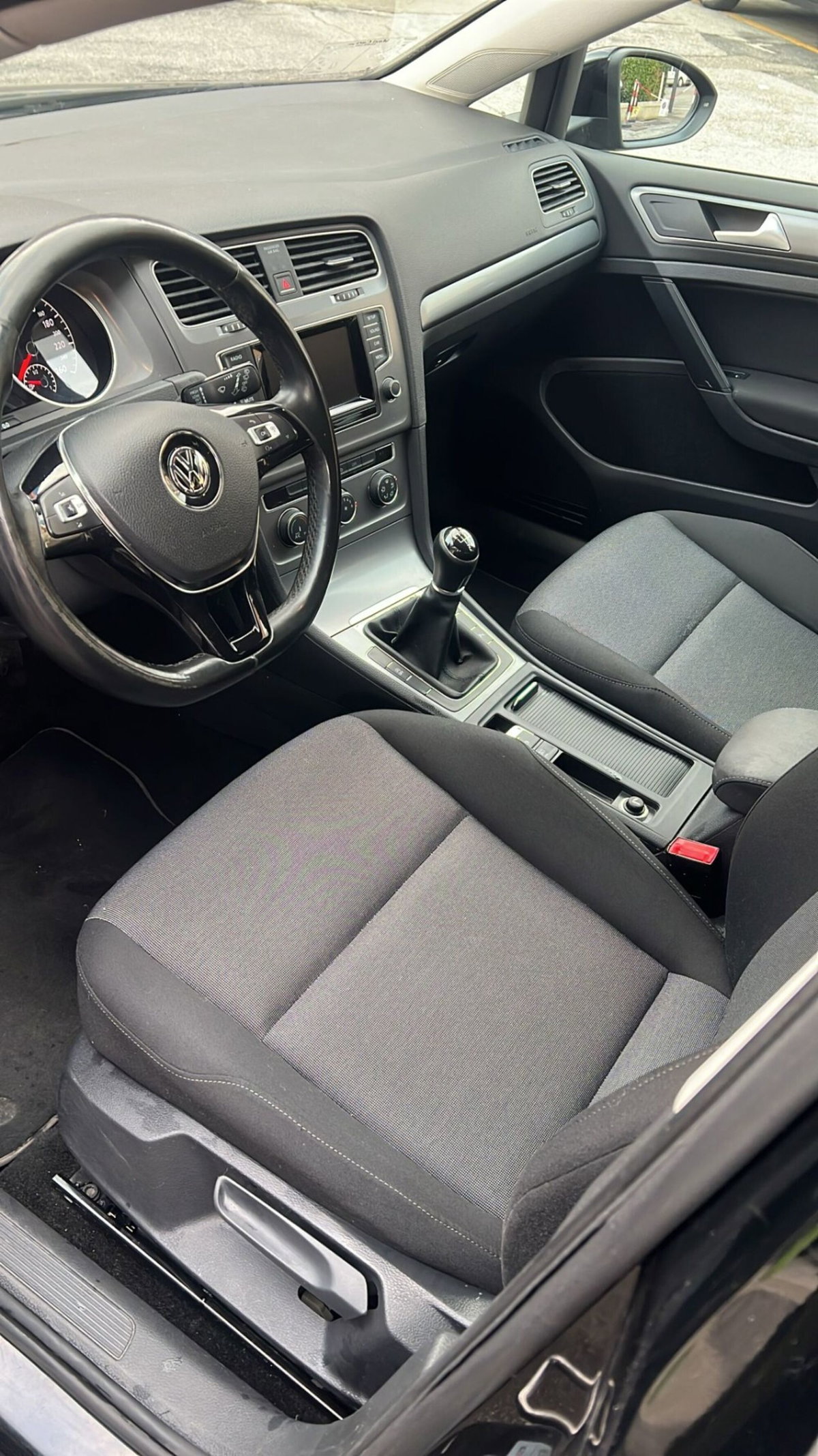 Volkswagen Golf 1.2 TSI 85 CV 5p. Trendline BlueMotion Technology (6)