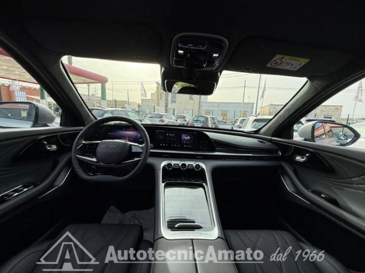 Omoda Omoda 9 SHS-P 1.5 tgdi phev Premium i-awd (10)
