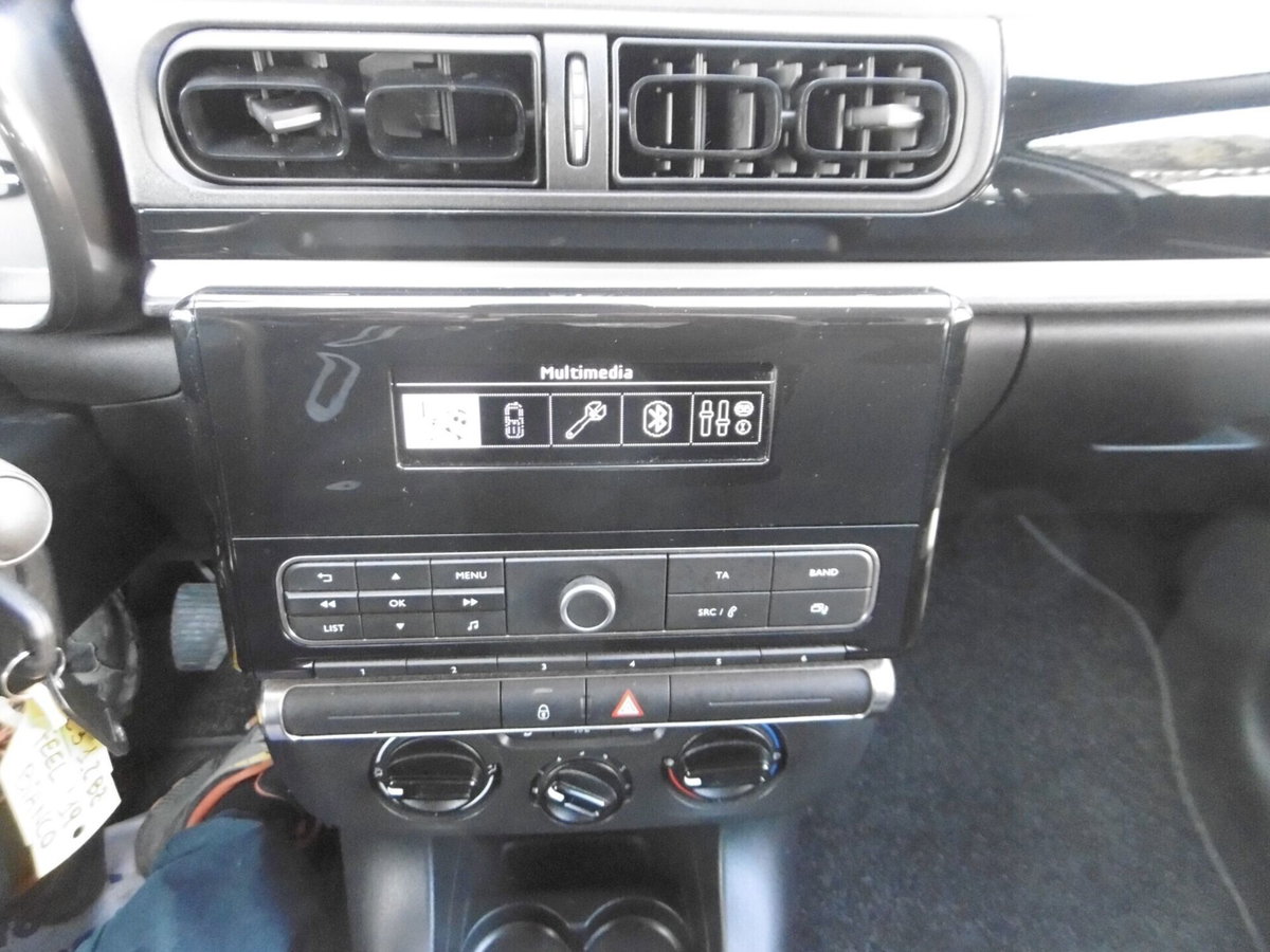 Citroen C3 PureTech 83 S&S Feel (12)