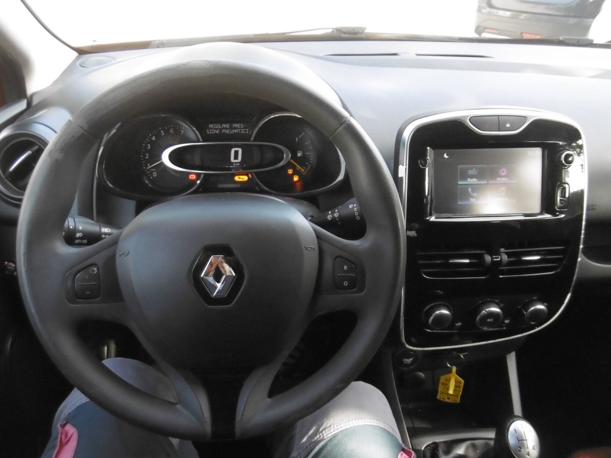 Renault Clio 1.2 75CV GPL 5 porte Live (11)
