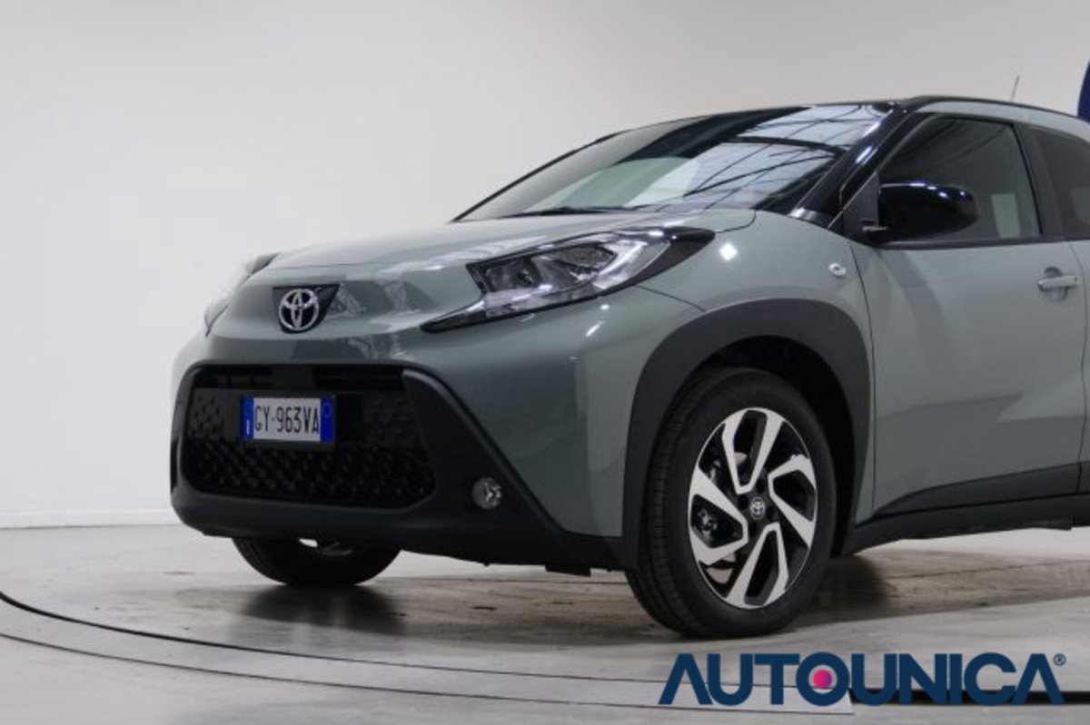 Toyota Aygo X 1.0 VVT-i 72 CV 5 porte Limited S-CVT (11)