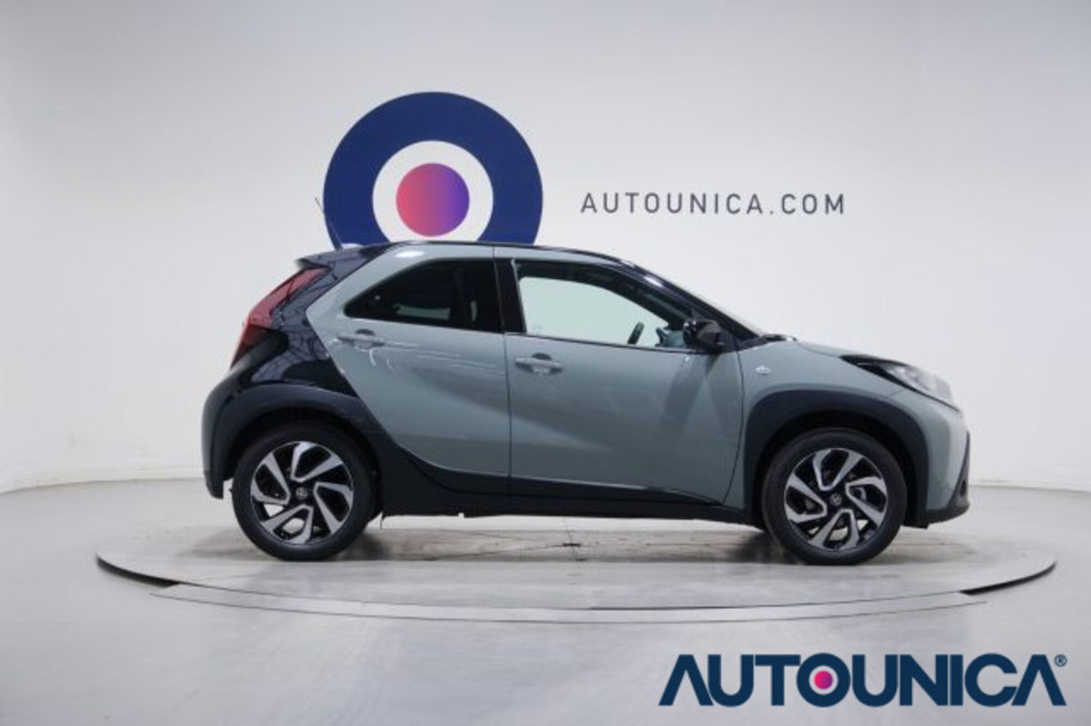 Toyota Aygo X 1.0 VVT-i 72 CV 5 porte Limited S-CVT (4)