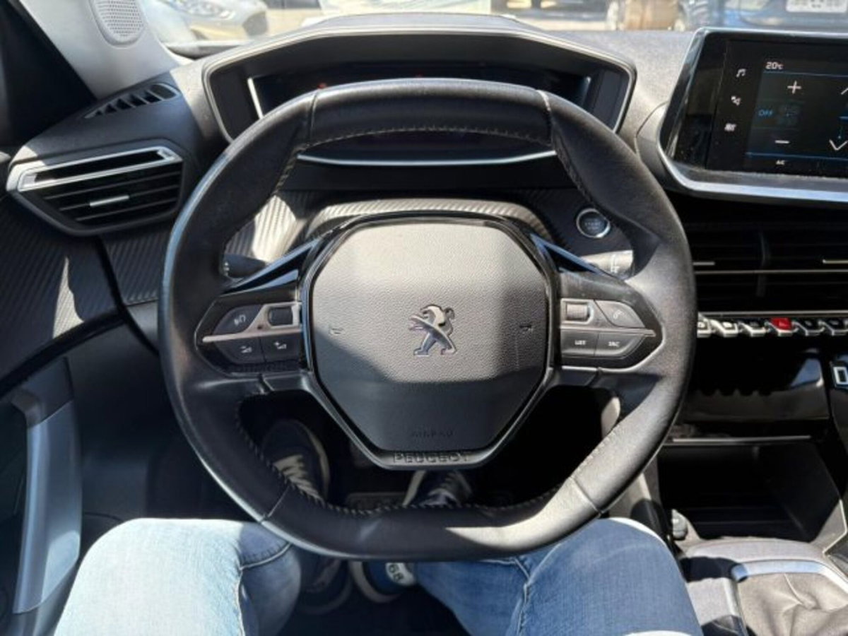 Peugeot 2008 BlueHDi 100 S&S Allure (10)