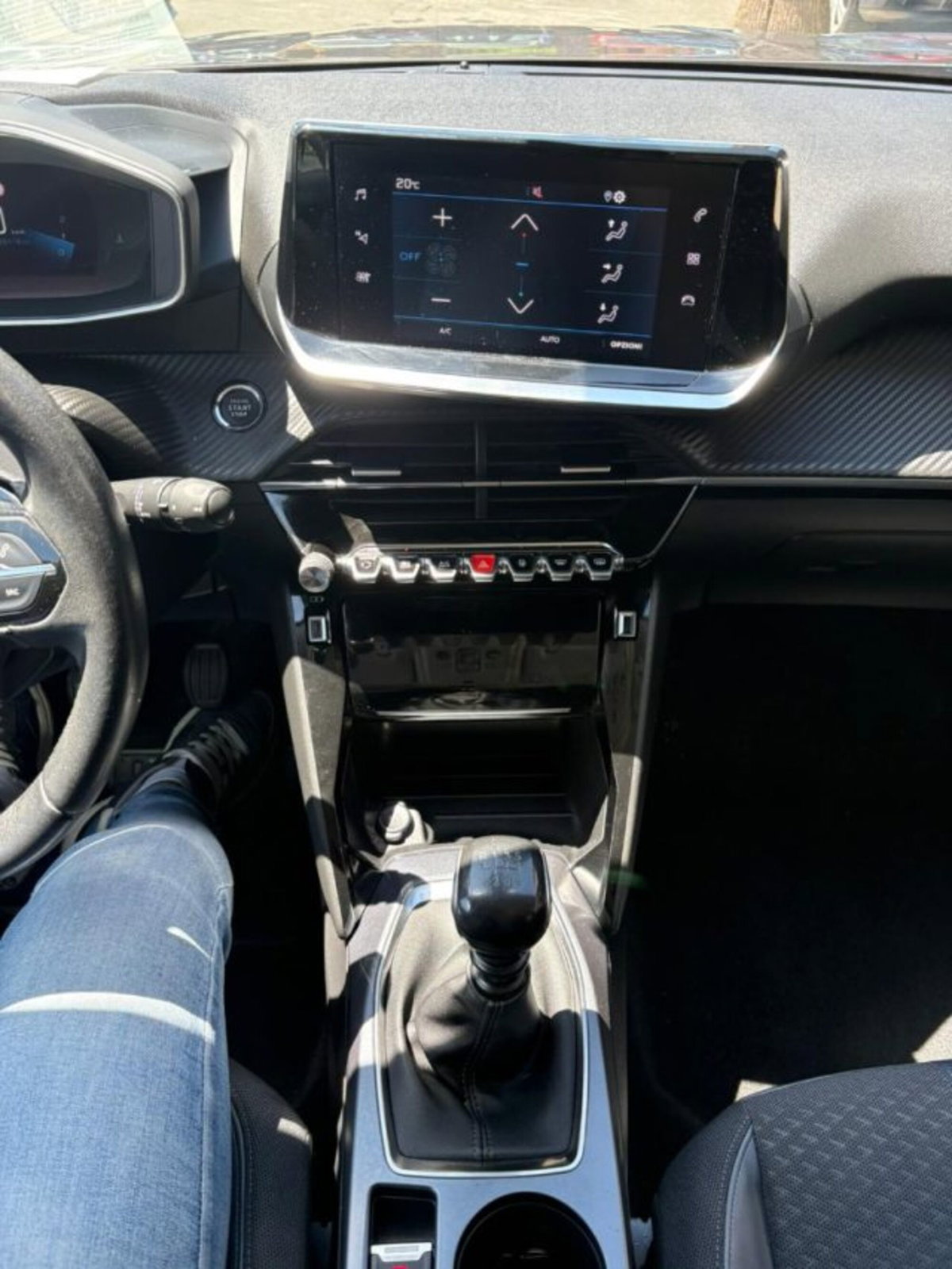 Peugeot 2008 BlueHDi 100 S&S Allure (12)