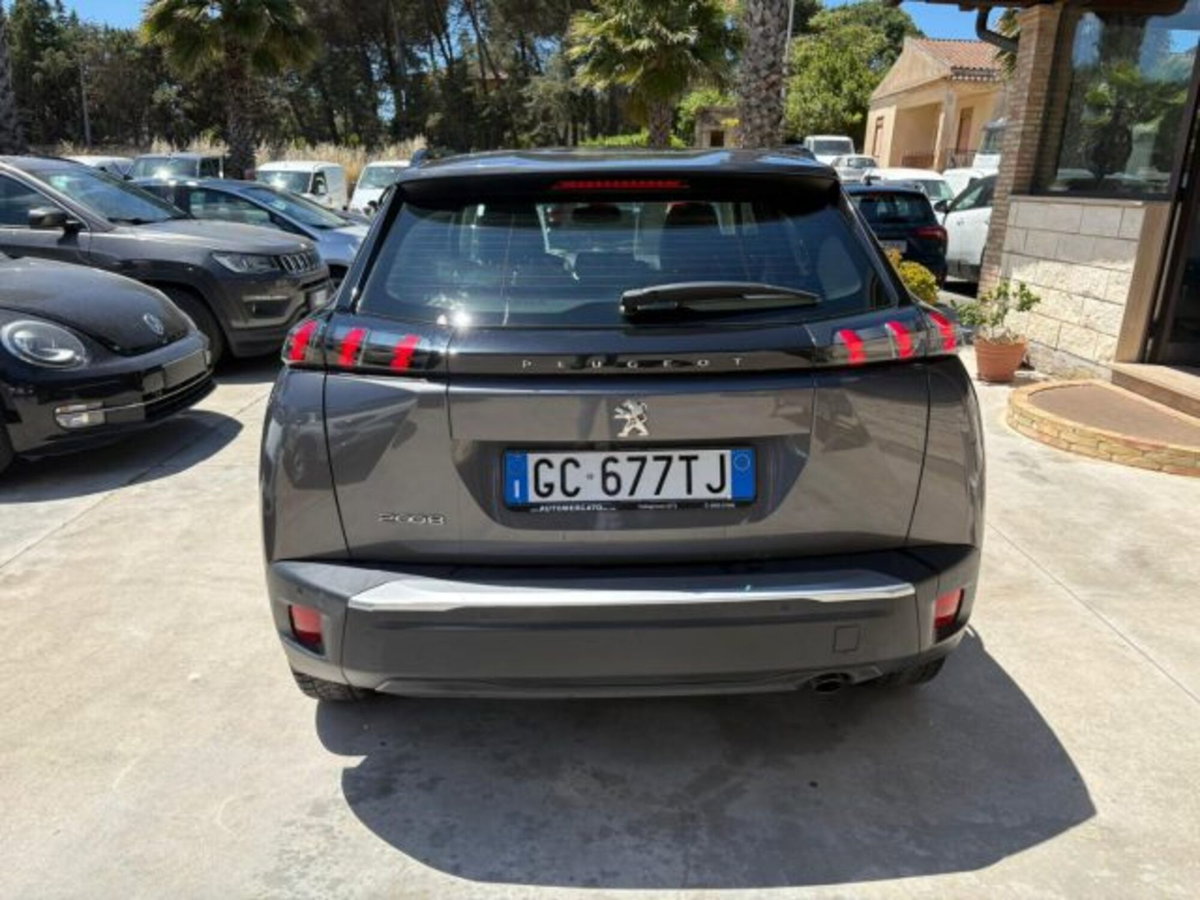 Peugeot 2008 BlueHDi 100 S&S Allure (5)