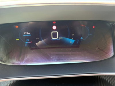 Peugeot 2008 BlueHDi 100 S&S Allure (9)