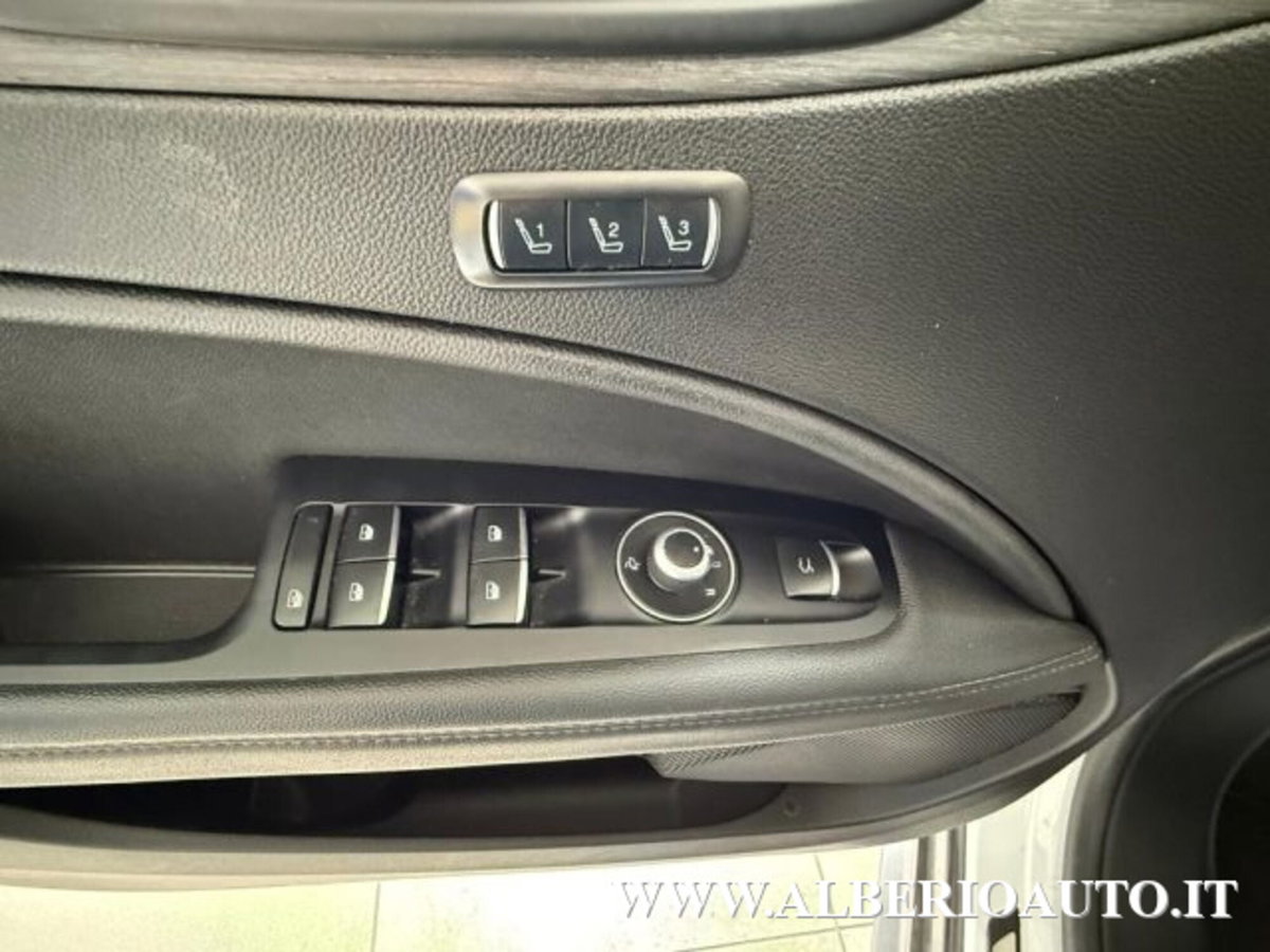 Alfa Romeo Stelvio Stelvio 2.2 Turbodiesel 210 CV AT8 Q4 Ti (13)