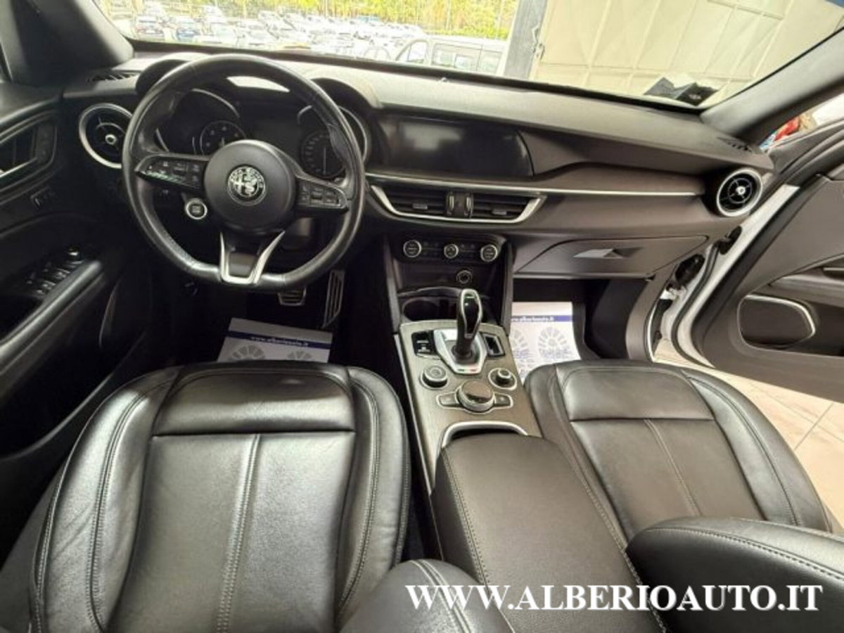 Alfa Romeo Stelvio Stelvio 2.2 Turbodiesel 210 CV AT8 Q4 Ti (14)