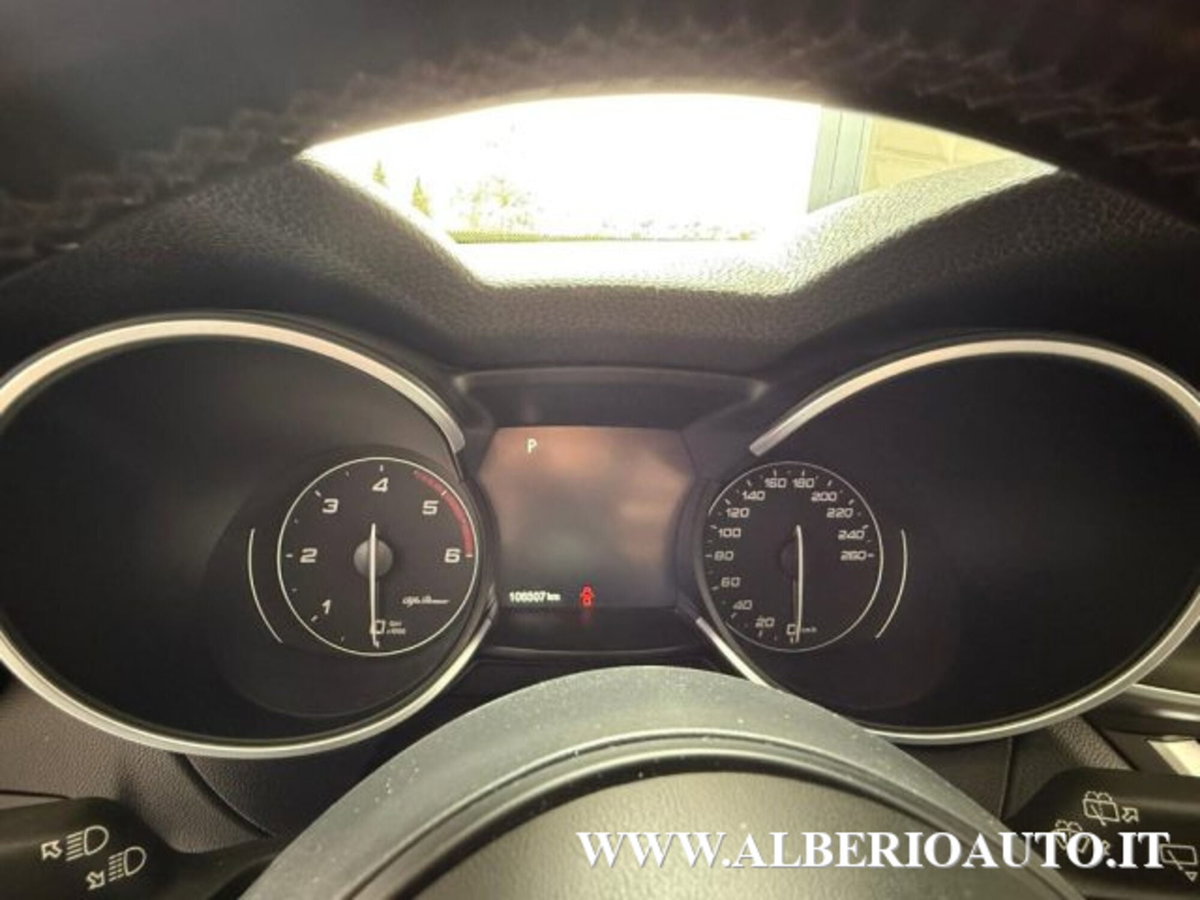 Alfa Romeo Stelvio Stelvio 2.2 Turbodiesel 210 CV AT8 Q4 Ti (15)
