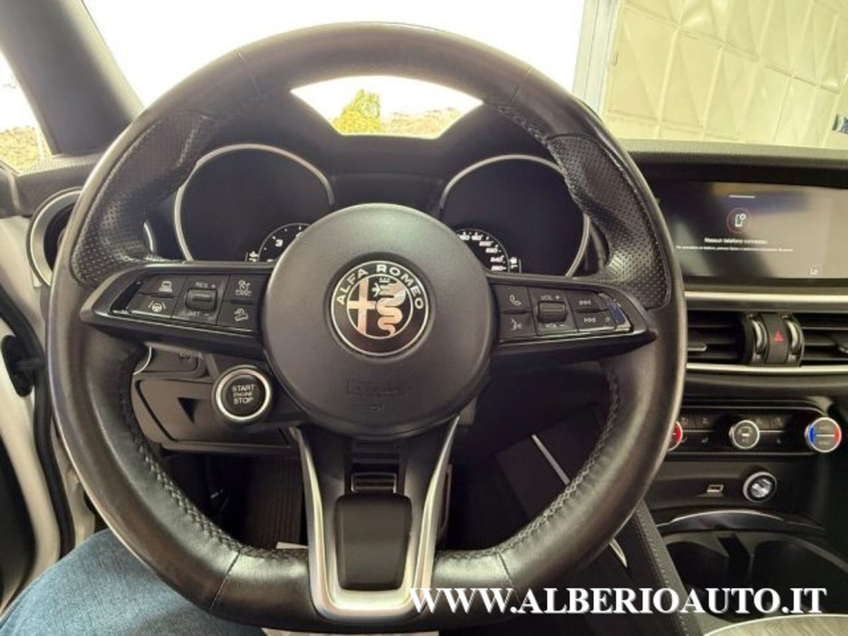 Alfa Romeo Stelvio Stelvio 2.2 Turbodiesel 210 CV AT8 Q4 Ti (17)