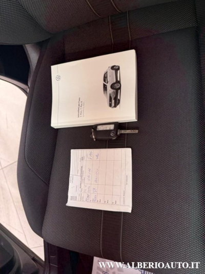 Volkswagen T-Roc 2.0 tdi R-Line 4motion 150cv dsg (15)