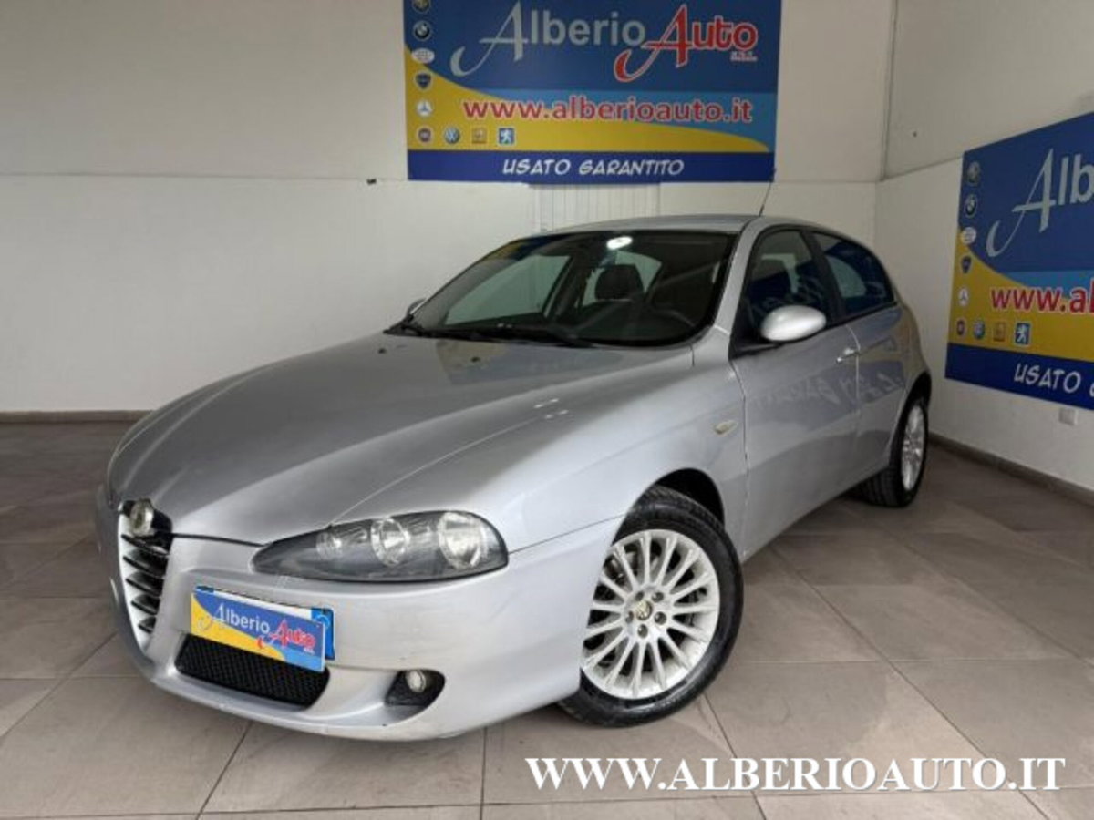 Alfa Romeo 147 1.9 JTD (120) 5 porte Distinctive