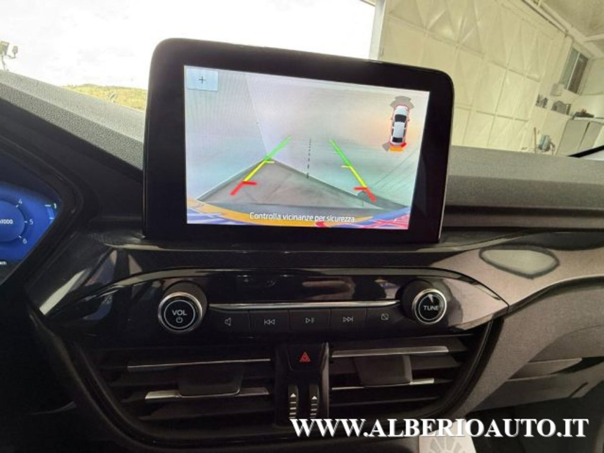 Ford Kuga 2.0 EcoBlue Hybrid 150 CV 2WD ST-Line (17)
