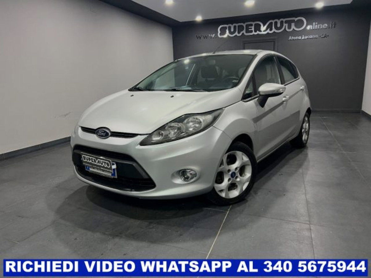 Ford Fiesta 1.4 TDCi 70CV 5 porte Titanium (2)