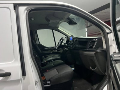 Ford Transit Custom Furgone 300 2.0 TDCi 130 PL Furgone Titanium (12)