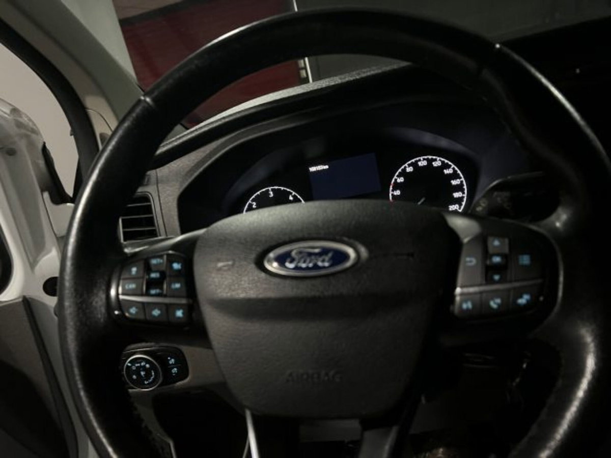Ford Transit Custom Furgone 300 2.0 TDCi 130 PL Furgone Titanium (8)