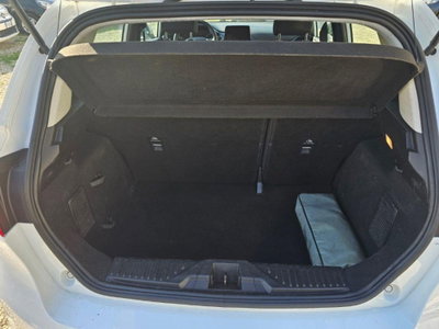 Ford Fiesta 1.5 TDCi 5 porte Vignale (12)